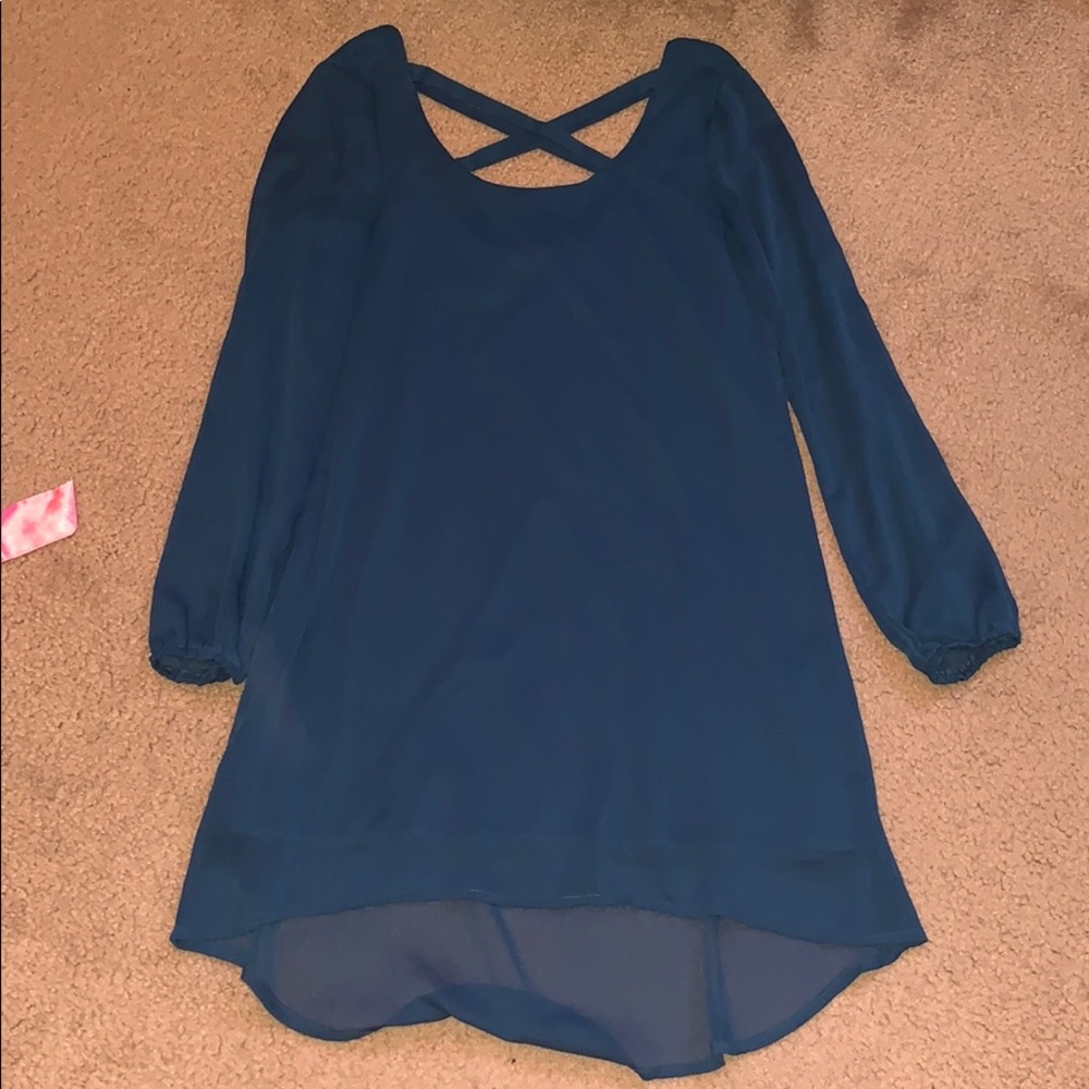Dress - Picture 2 of 4
